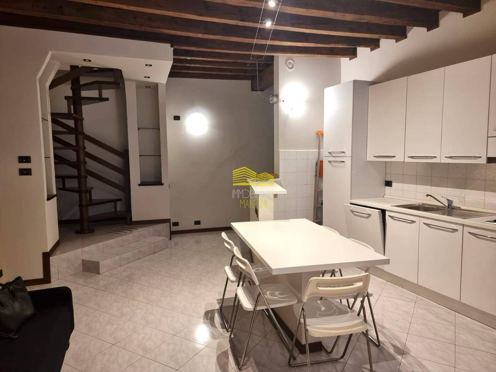 Appartamento in vendita a Vaprio d'Adda, 2 locali, prezzo € 90.000 | PortaleAgenzieImmobiliari.it