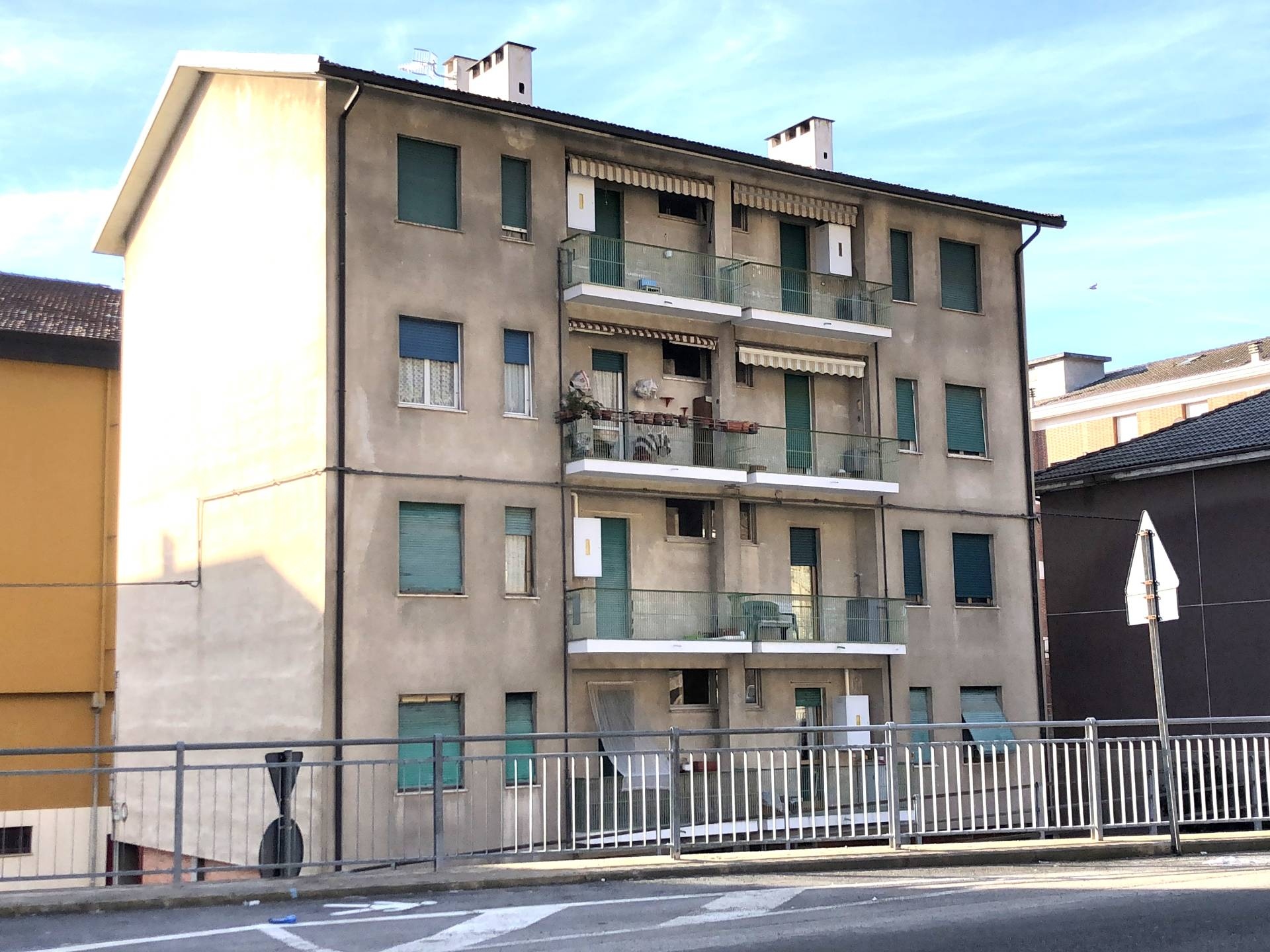 Appartamento in vendita a Cengio, 4 locali, prezzo € 37.000 | PortaleAgenzieImmobiliari.it