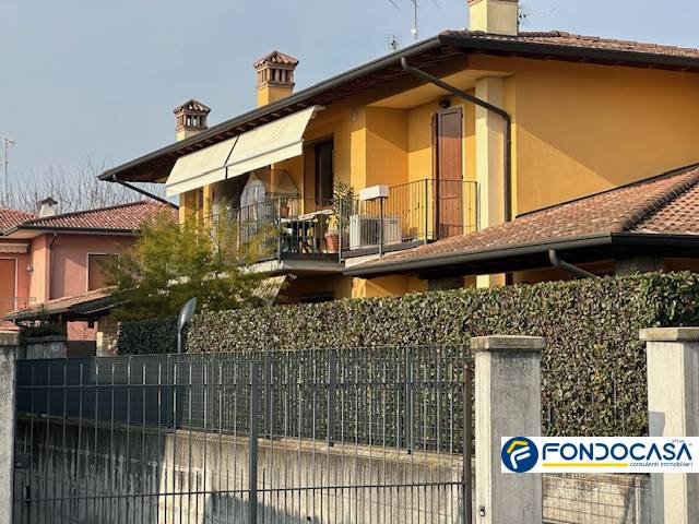 Appartamento in vendita a Rovato, 3 locali, zona o, prezzo € 166.500 | PortaleAgenzieImmobiliari.it