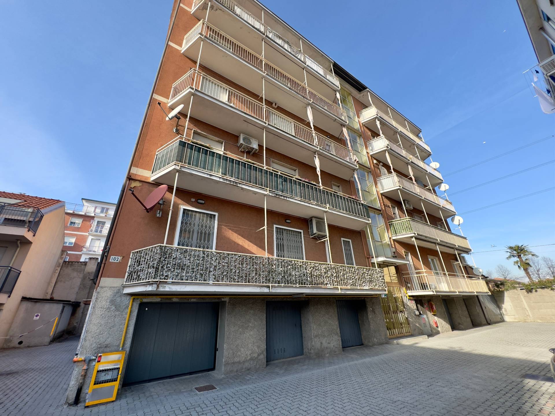 Appartamento in vendita a Monza, 3 locali, zona Località: SanRocco, prezzo € 110.000 | PortaleAgenzieImmobiliari.it