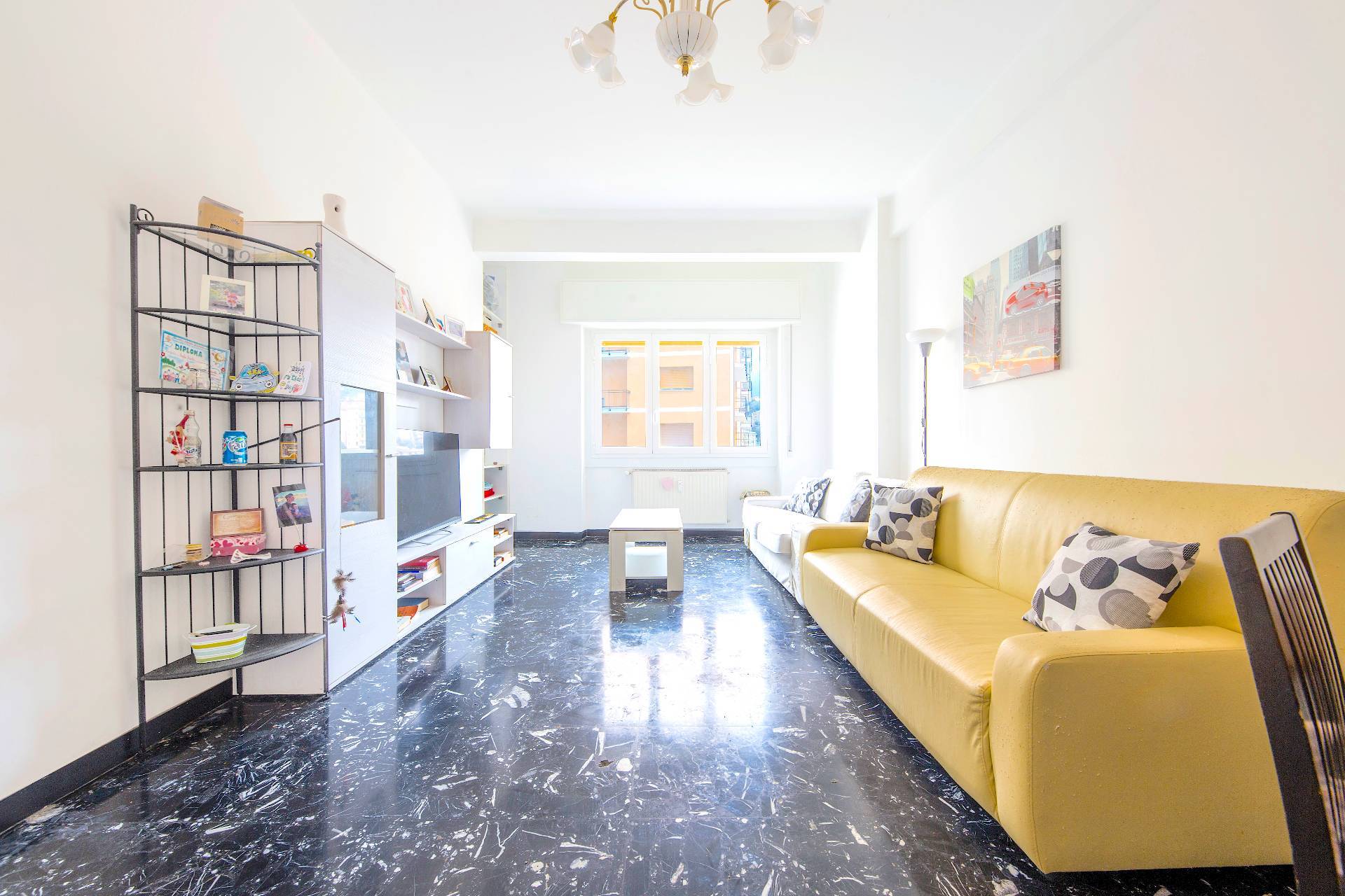 Appartamento in vendita a Genova, 5 locali, zona Località: SanFruttuoso, prezzo € 129.000 | PortaleAgenzieImmobiliari.it