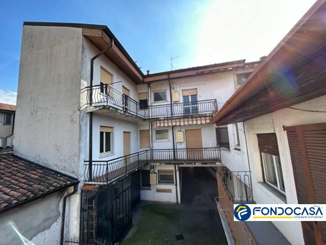 Appartamento in vendita a Coccaglio, 3 locali, prezzo € 56.000 | PortaleAgenzieImmobiliari.it