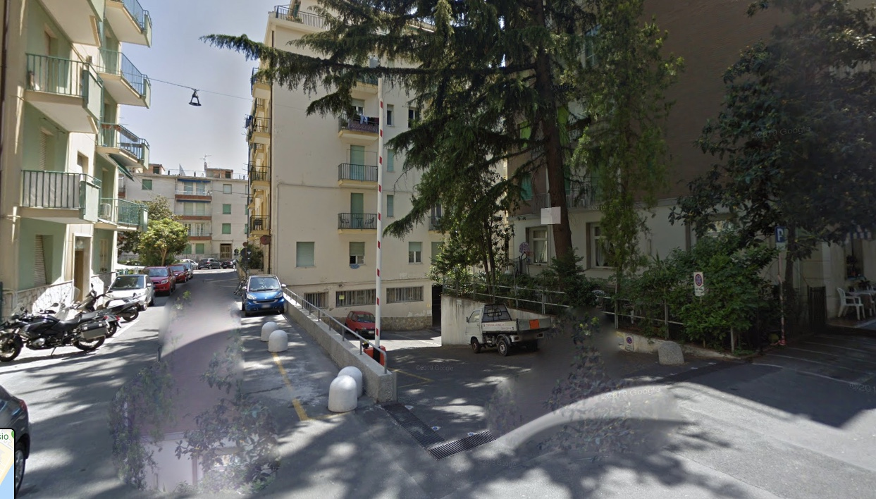 Box / Garage in vendita a Alassio, 1 locali, prezzo € 100.000 | PortaleAgenzieImmobiliari.it