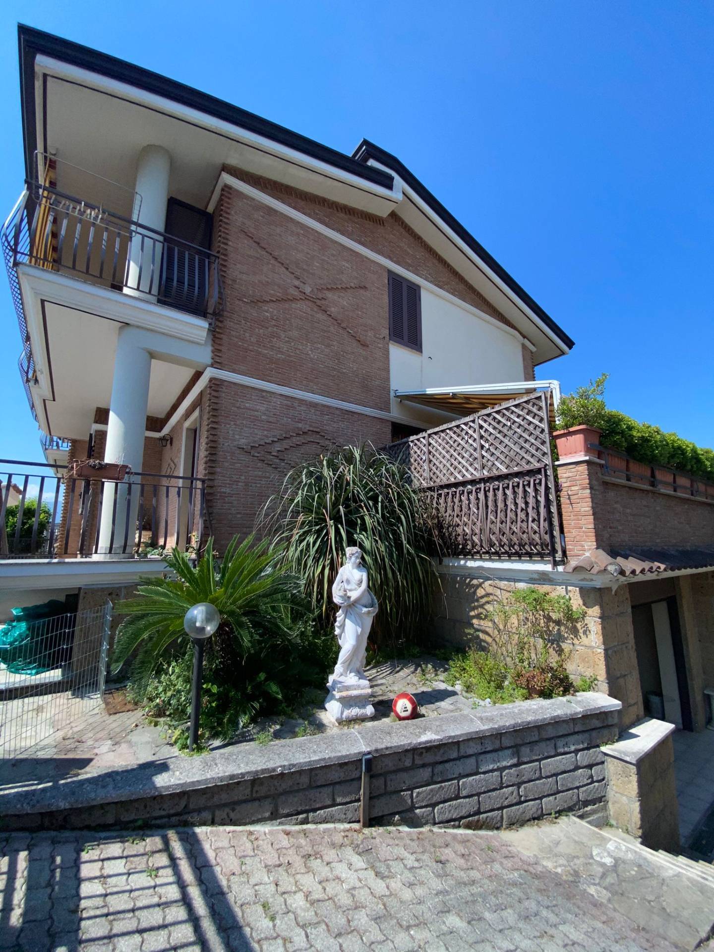 Villa in vendita a Marigliano, 6 locali, prezzo € 350.000 | PortaleAgenzieImmobiliari.it