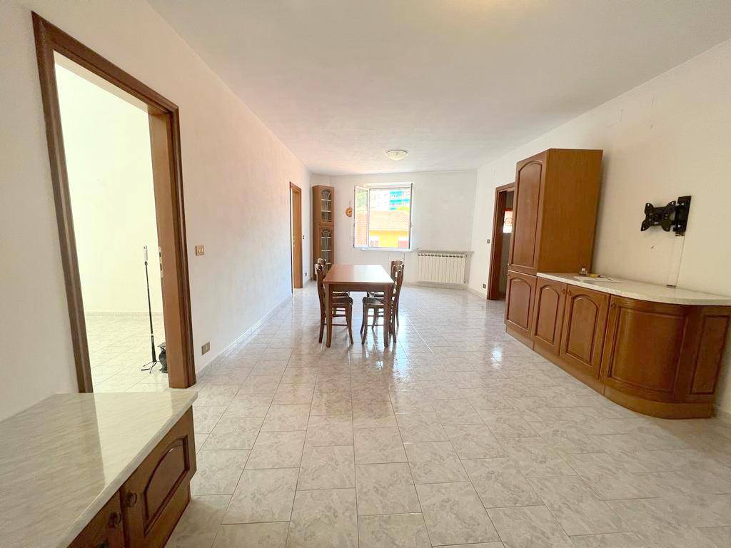 Appartamento in vendita a Mignanego, 6 locali, prezzo € 73.000 | PortaleAgenzieImmobiliari.it