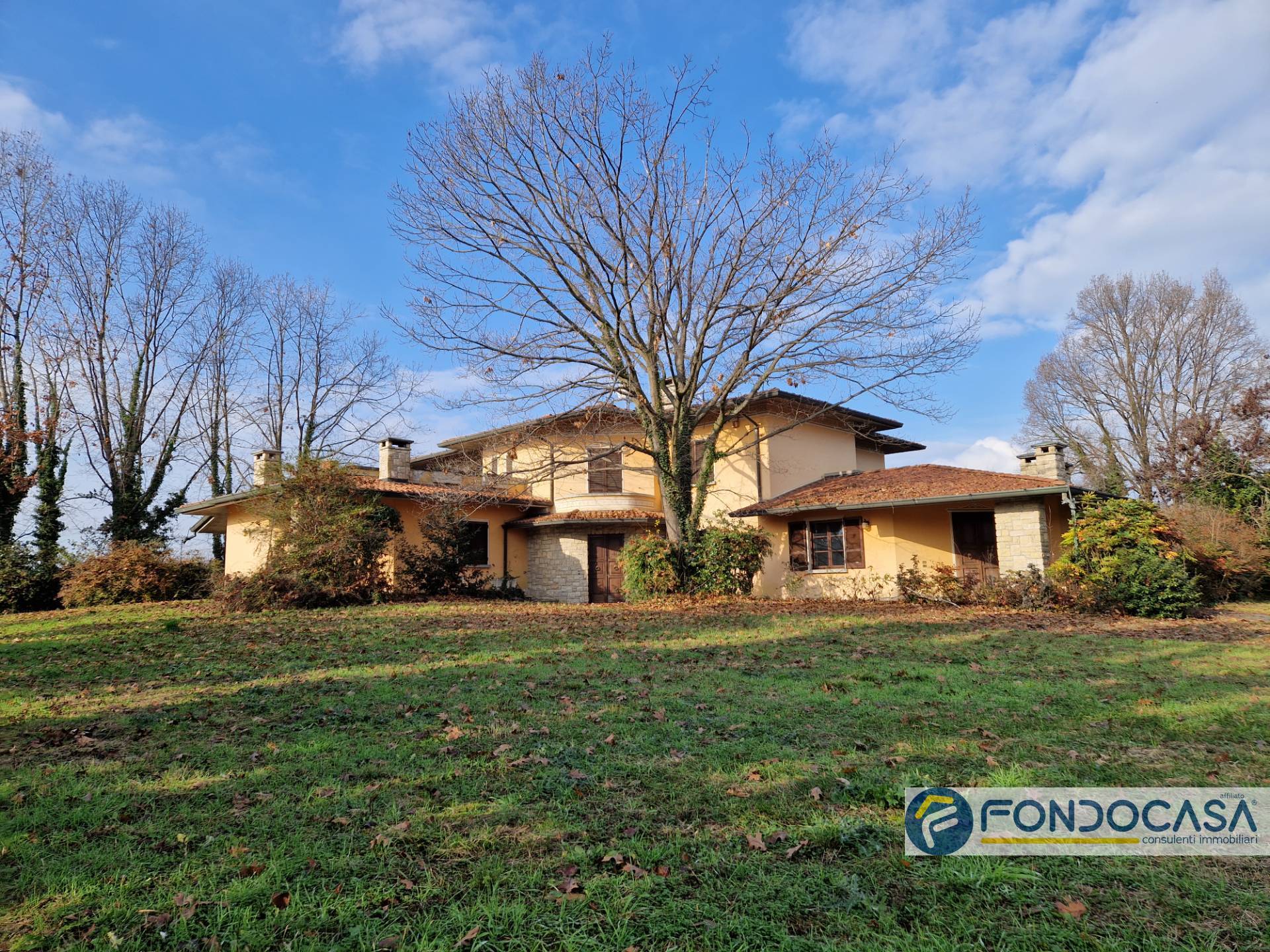 Villa in vendita a Cazzago San Martino, 18 locali, prezzo € 869.000 | PortaleAgenzieImmobiliari.it
