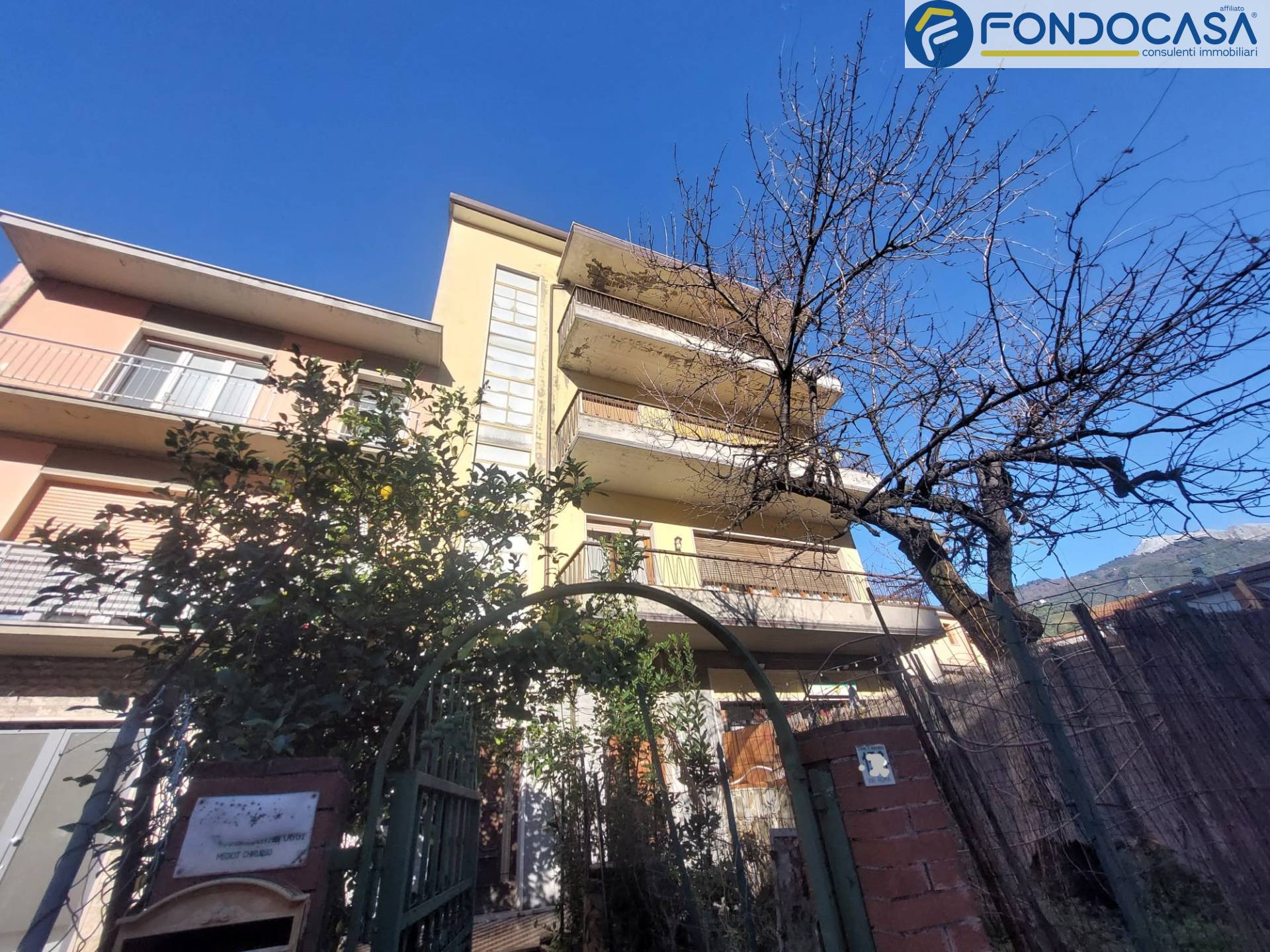 Appartamento in vendita a Montignoso, 4 locali, zona nne, prezzo € 150.000 | PortaleAgenzieImmobiliari.it