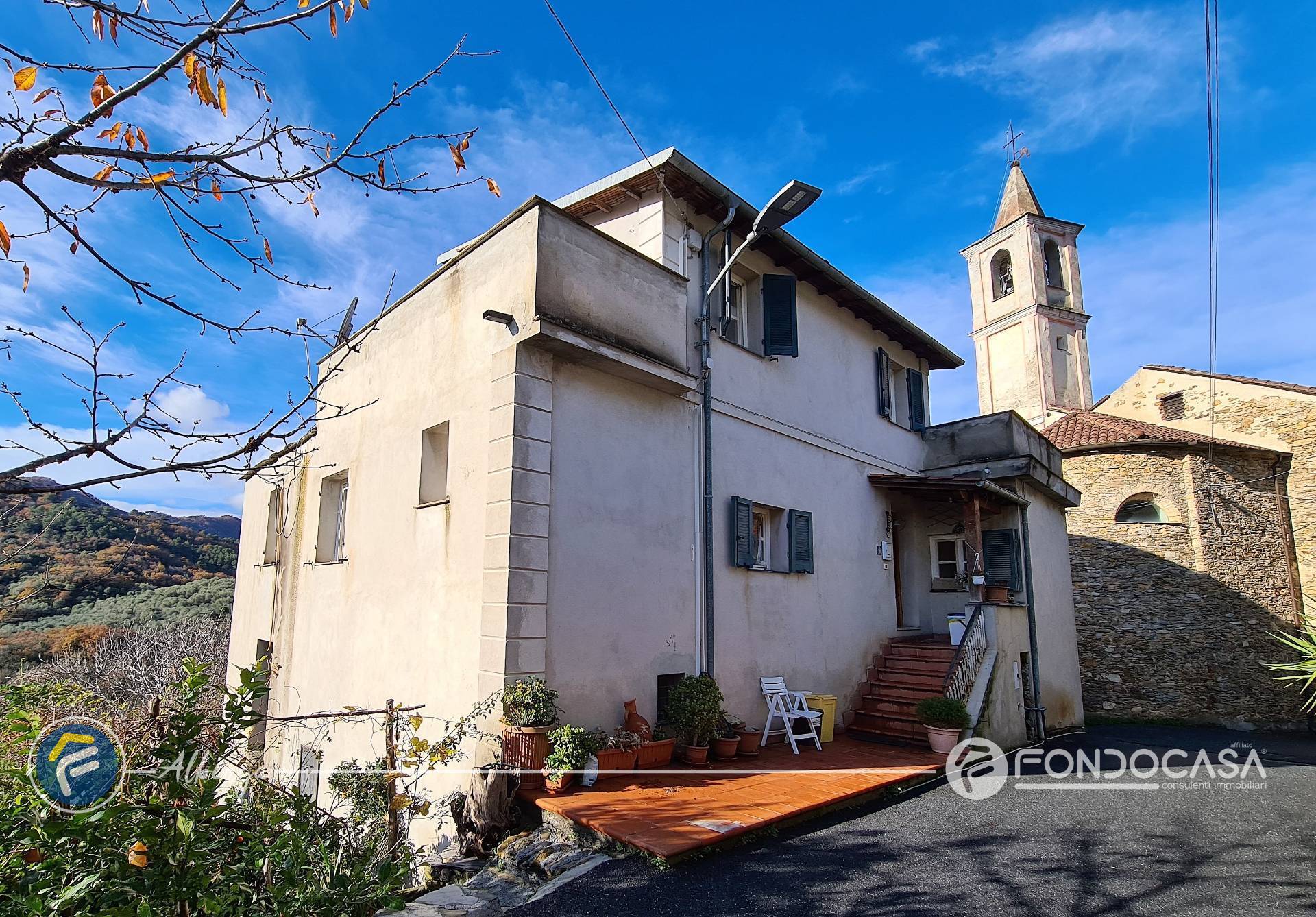 Soluzione Indipendente in vendita a Villanova d'Albenga, 7 locali, zona a, prezzo € 167.000 | PortaleAgenzieImmobiliari.it