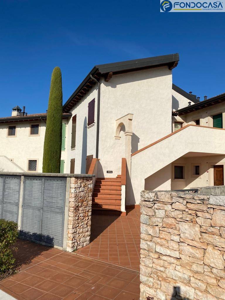 Appartamento in vendita a Peschiera del Garda, 3 locali, prezzo € 299.000 | PortaleAgenzieImmobiliari.it