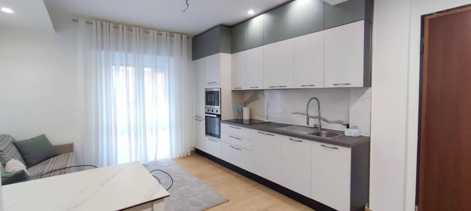 Appartamento in vendita a Albissola Marina, 3 locali, prezzo € 250.000 | PortaleAgenzieImmobiliari.it
