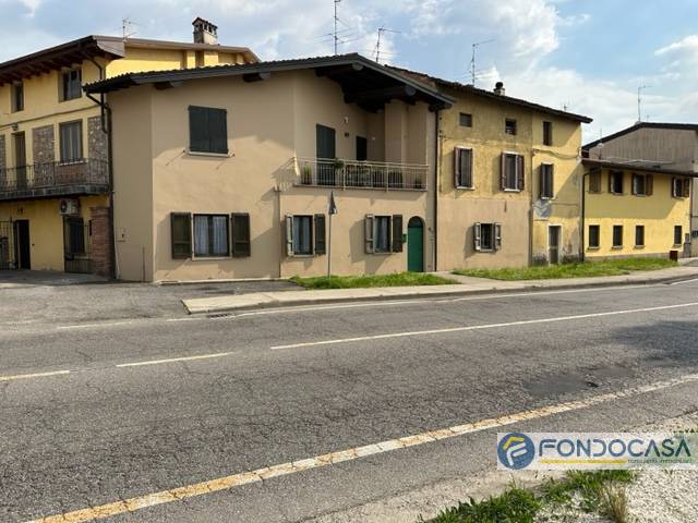 Appartamento in vendita a Erbusco, 3 locali, prezzo € 89.900 | PortaleAgenzieImmobiliari.it