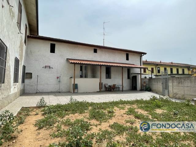 Appartamento in vendita a Comezzano-Cizzago, 3 locali, prezzo € 159.900 | PortaleAgenzieImmobiliari.it