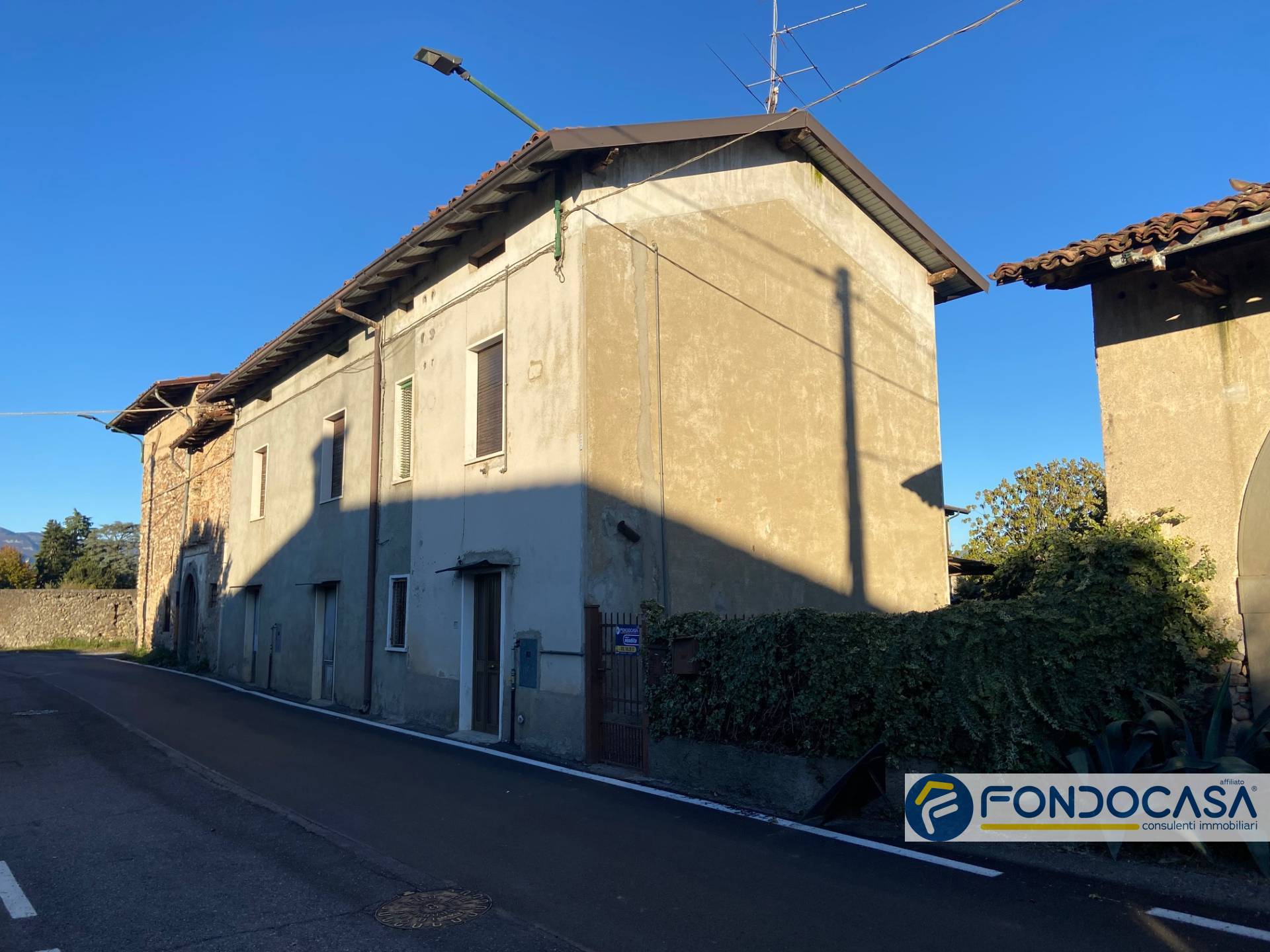 Rustico / Casale in vendita a Palazzolo sull'Oglio, 8 locali, prezzo € 38.000 | PortaleAgenzieImmobiliari.it