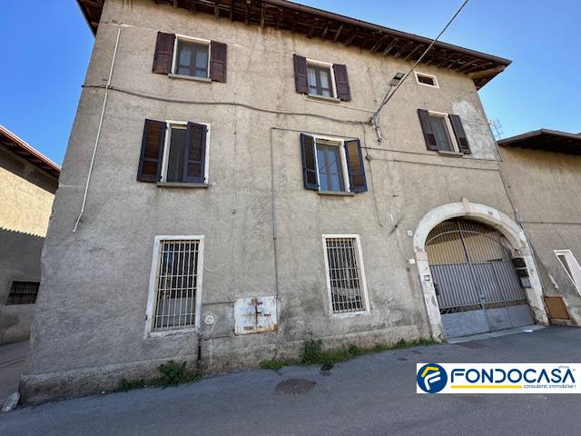 Appartamento in vendita a Rovato, 3 locali, prezzo € 105.000 | PortaleAgenzieImmobiliari.it