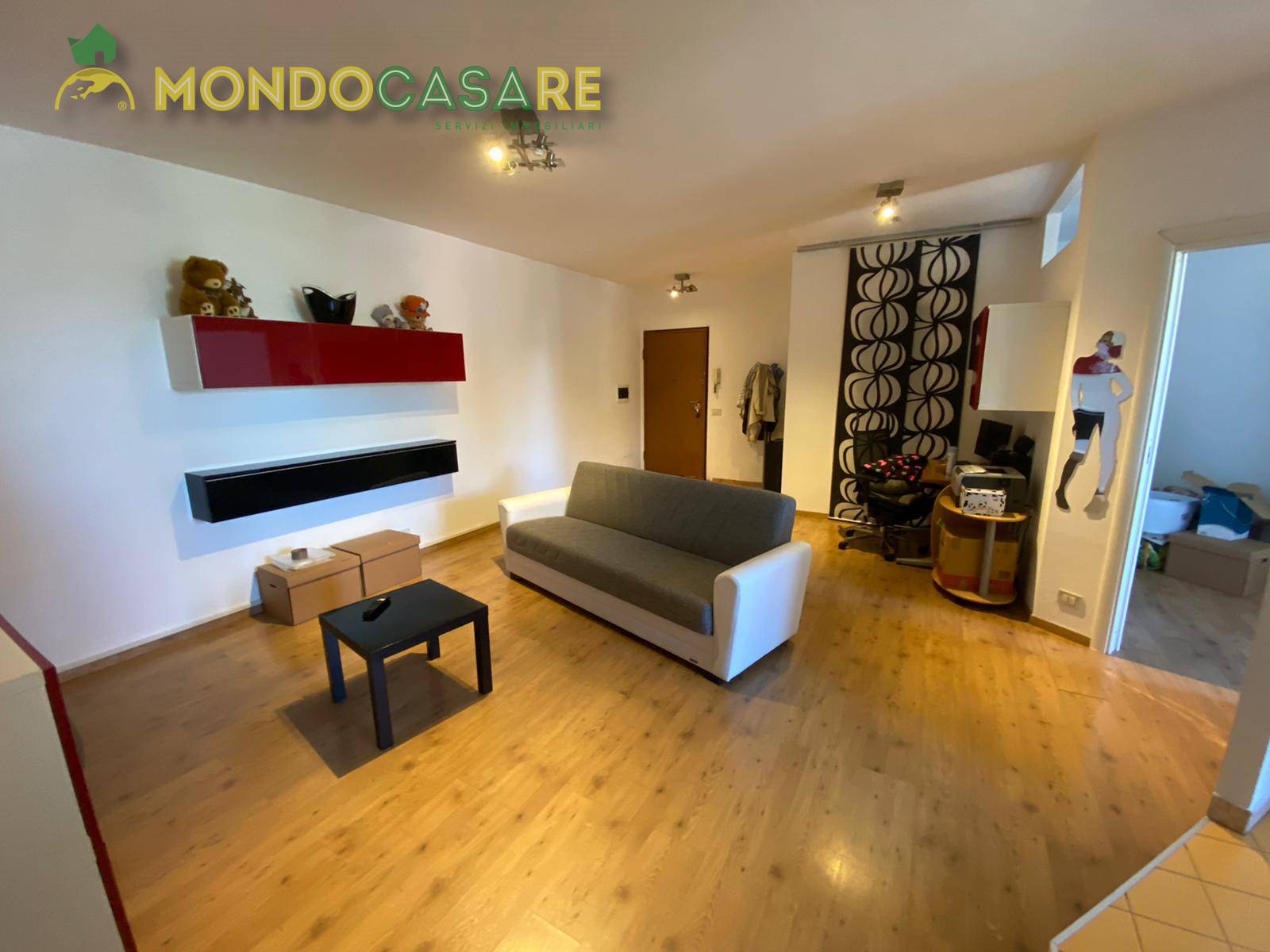Appartamento in vendita a Monterotondo, 3 locali, zona Località: MonterotondoScalo, prezzo € 99.000 | CambioCasa.it