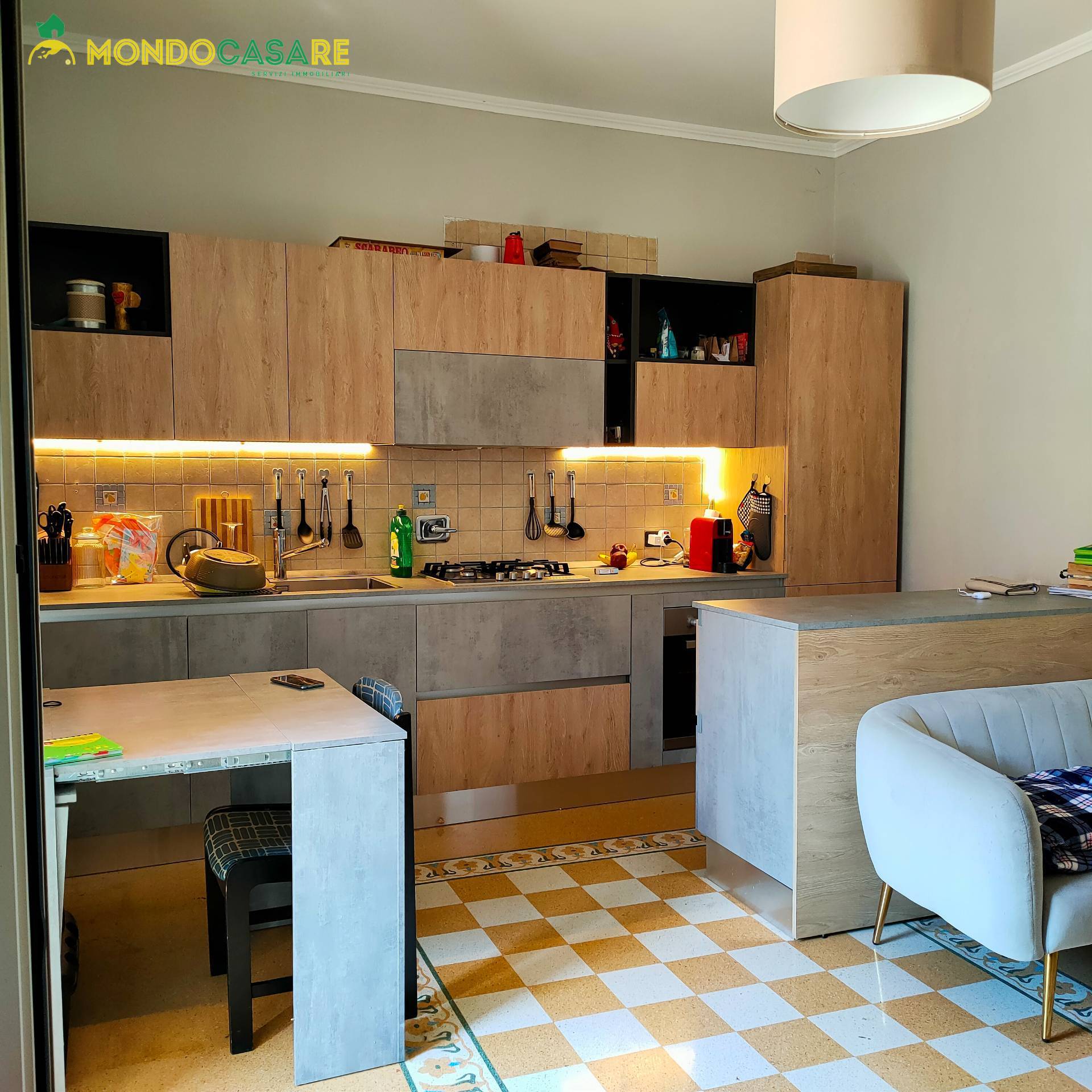 Appartamento in vendita a Palombara Sabina, 3 locali, prezzo € 62.000 | CambioCasa.it