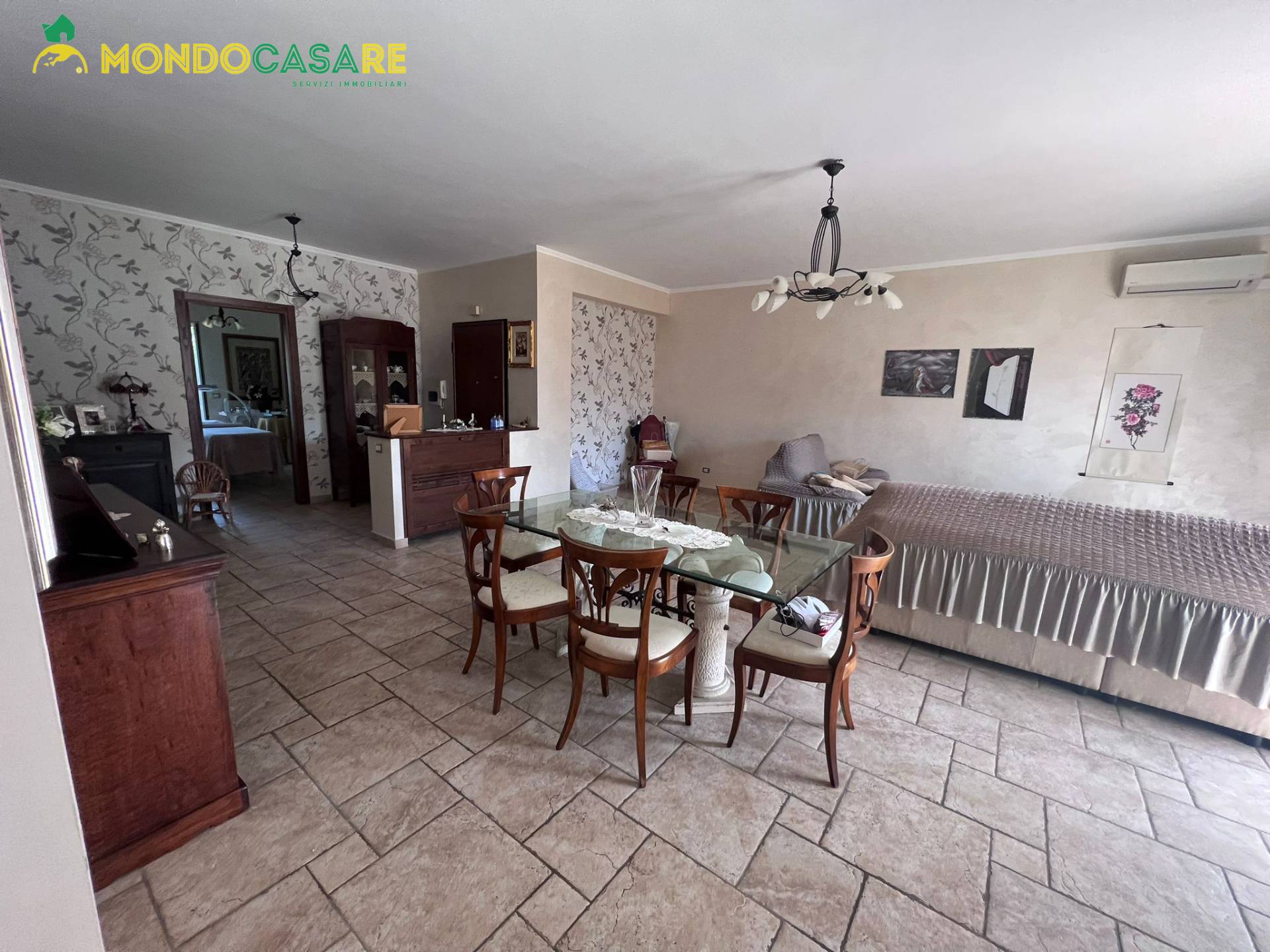 Appartamento in vendita a Palombara Sabina, 7 locali, prezzo € 169.000 | CambioCasa.it