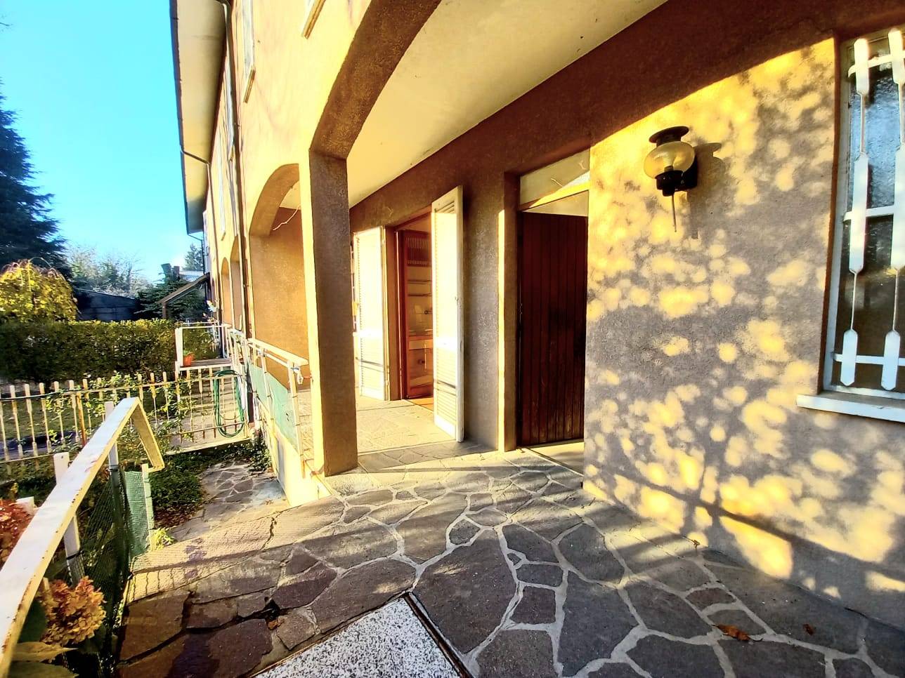 Villa a Schiera in vendita a Bernareggio, 4 locali, prezzo € 265.000 | PortaleAgenzieImmobiliari.it