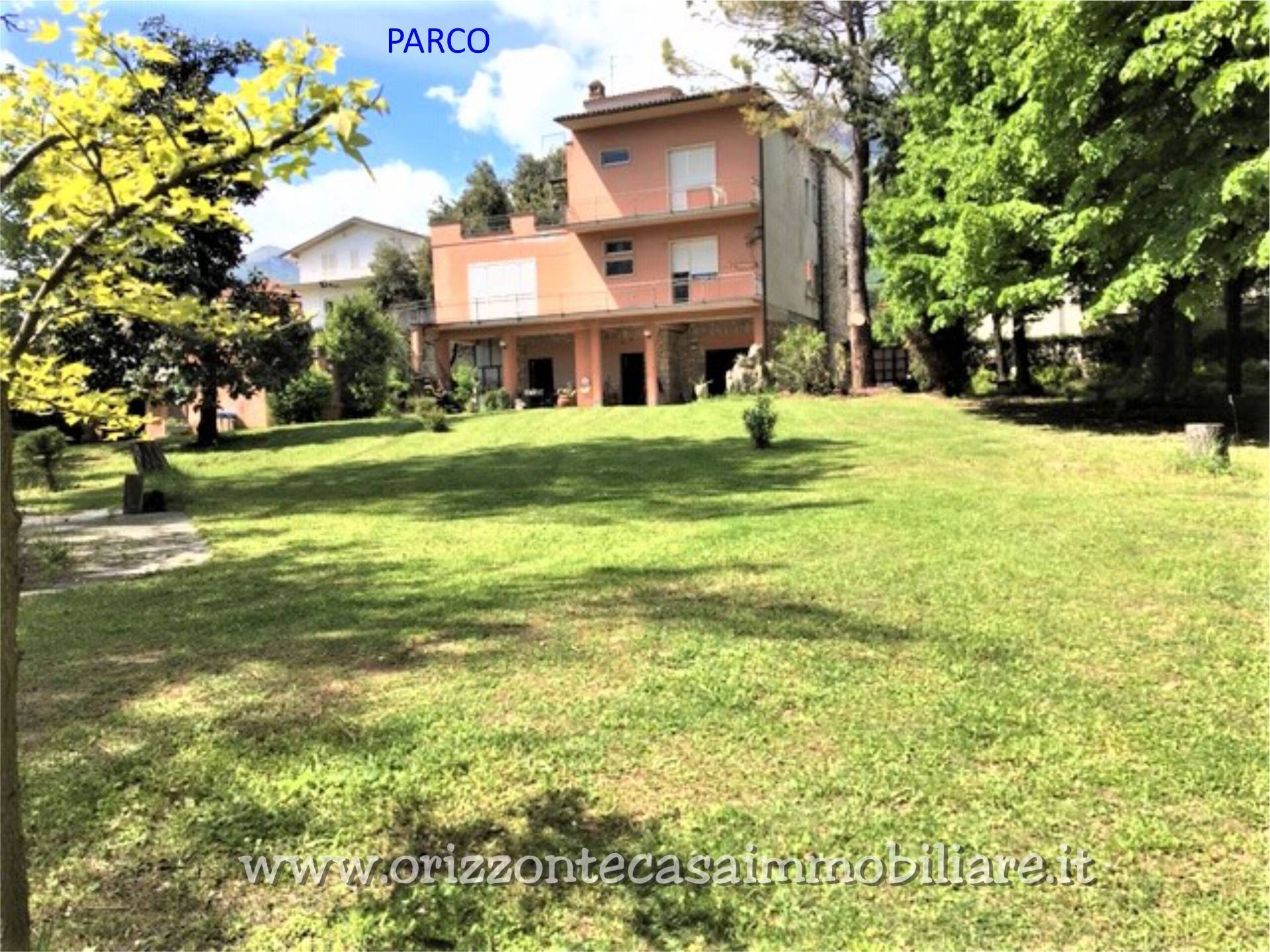 Villa in Vendita a Civitella del Tronto