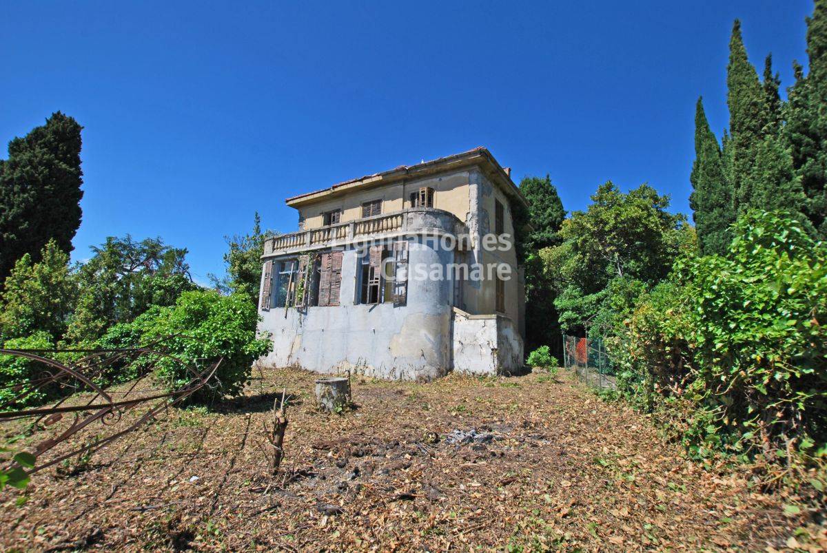 Villa in vendita a Imperia, 13 locali, prezzo € 690.000 | PortaleAgenzieImmobiliari.it