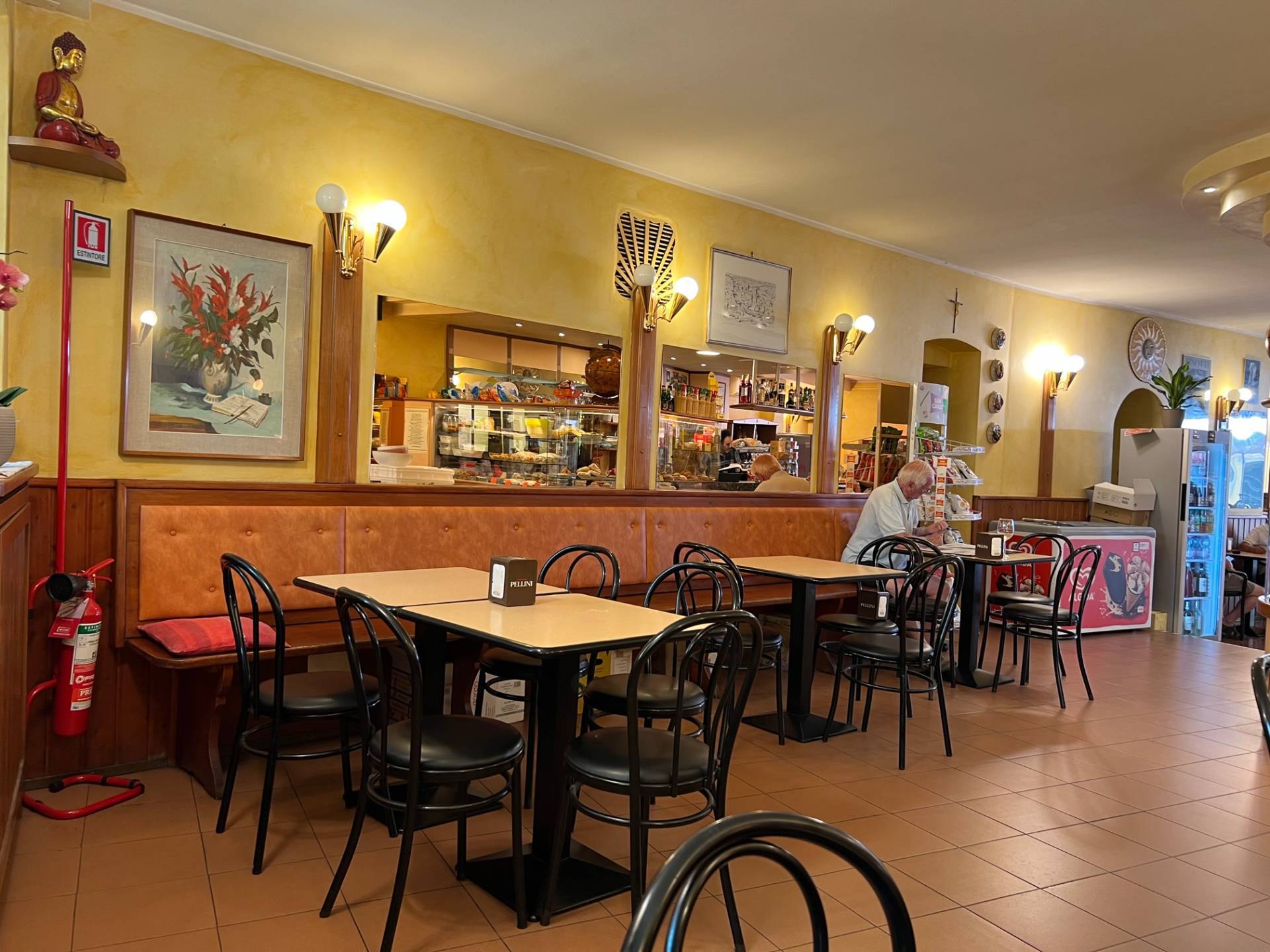 Bar in vendita a Sommacampagna, 9999 locali, prezzo € 90.000 | PortaleAgenzieImmobiliari.it