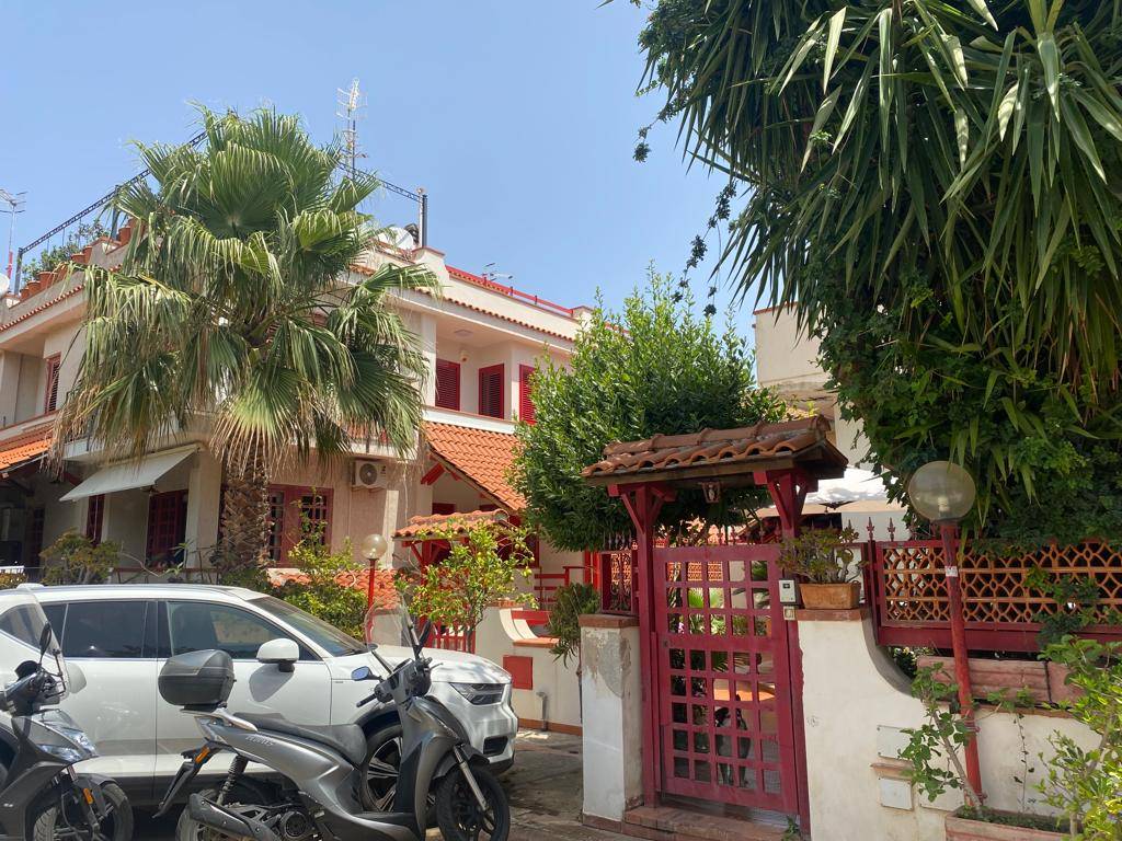 Villa in vendita a Palermo, 7 locali, zona ello, prezzo € 590.000 | PortaleAgenzieImmobiliari.it