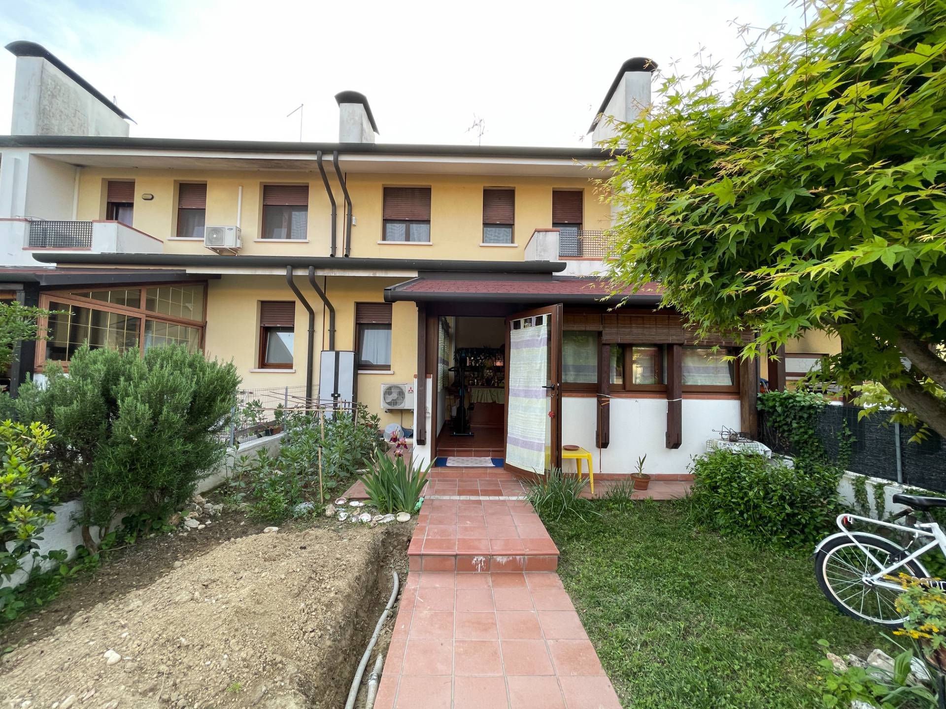 Villa a Schiera in vendita a Casale sul Sile, 6 locali, prezzo € 265.000 | CambioCasa.it
