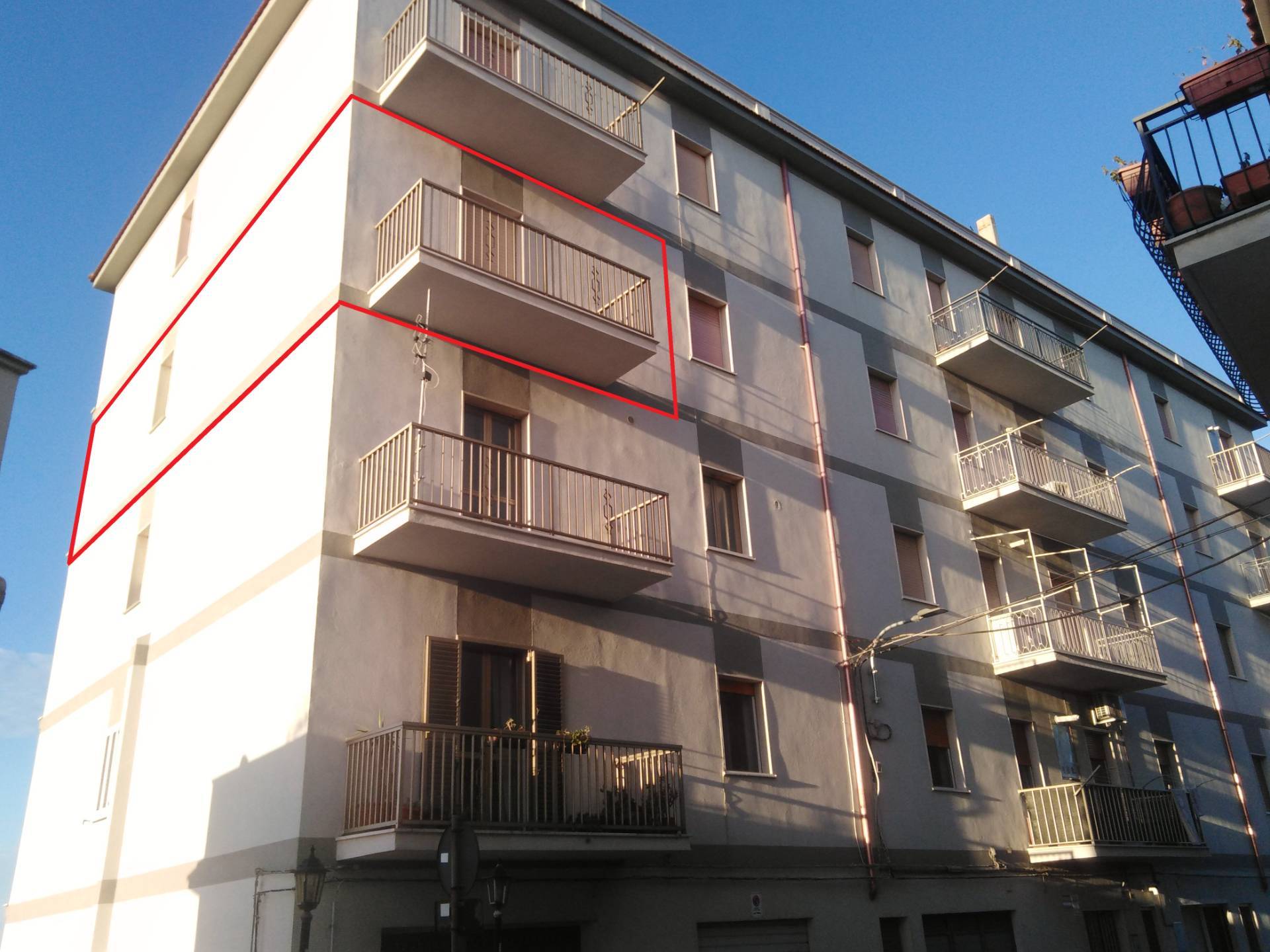 Appartamento in vendita a Ischitella, 5 locali, zona Località: Rivellino+AldoMoro, prezzo € 75.000 | PortaleAgenzieImmobiliari.it