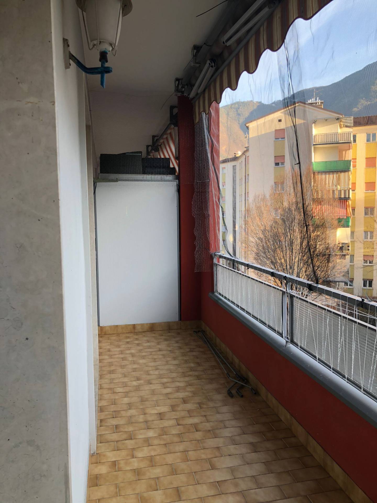 Appartamento in affitto a Bolzano, 4 locali, zona Località: Europa-Novacella, prezzo € 1.000 | CambioCasa.it