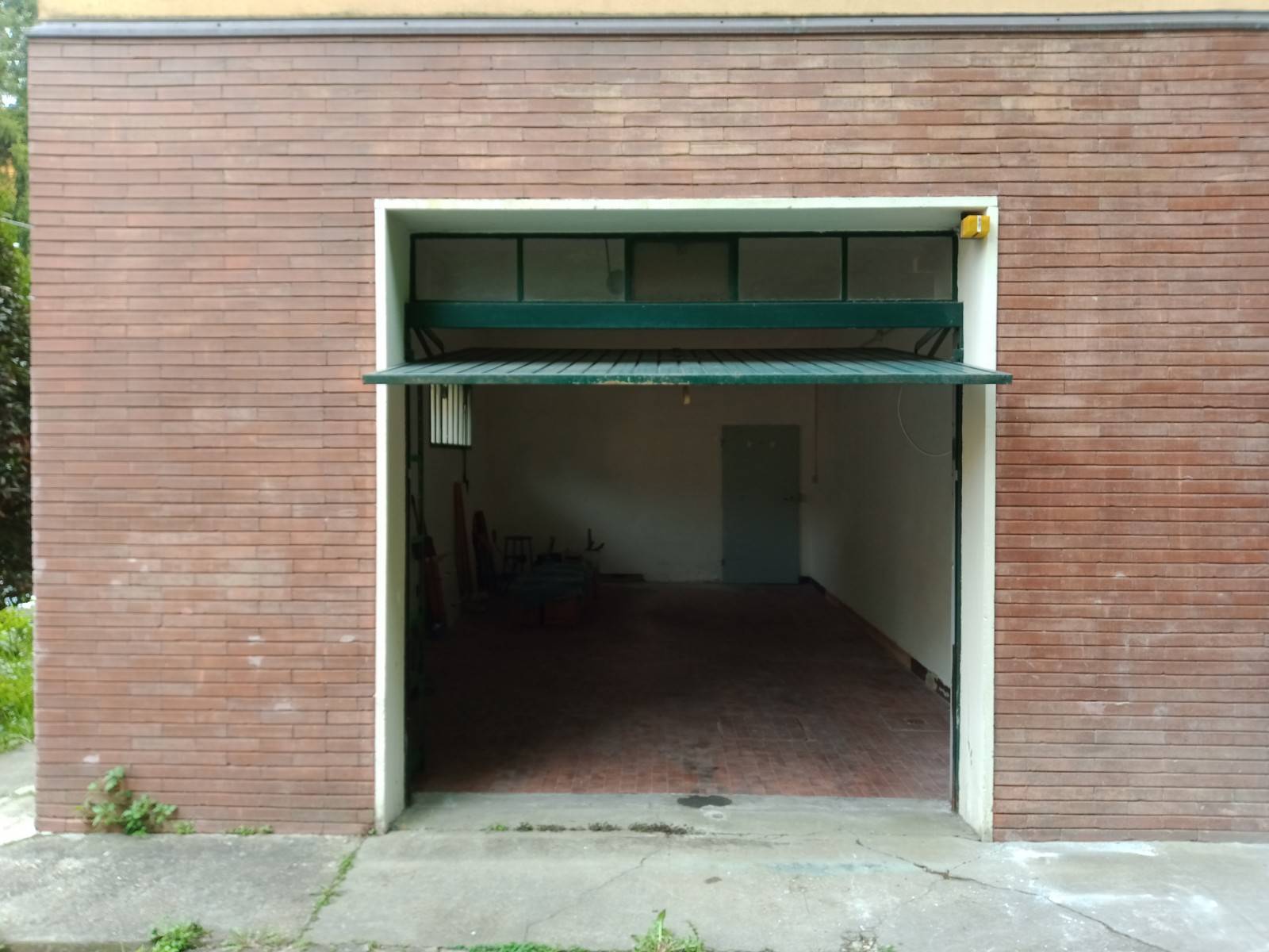 A Bologna Box / Garage  in Vendita