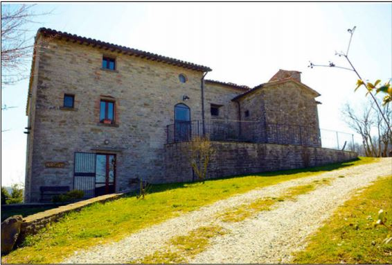 Rustico / Casale in vendita a Apecchio, 15 locali, Trattative riservate | PortaleAgenzieImmobiliari.it