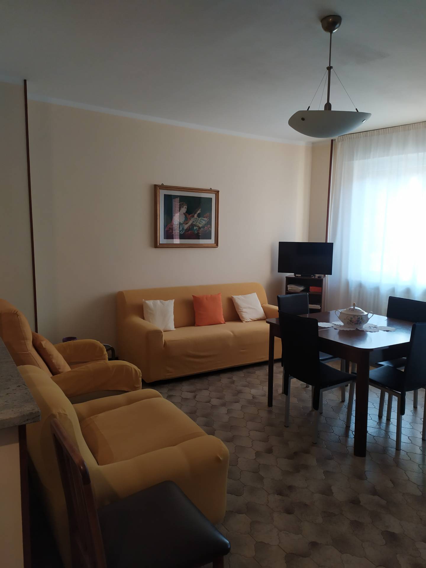 Appartamento in affitto a Novara, 3 locali, zona Località: S.Cuore-S.Martino, prezzo € 500 | CambioCasa.it
