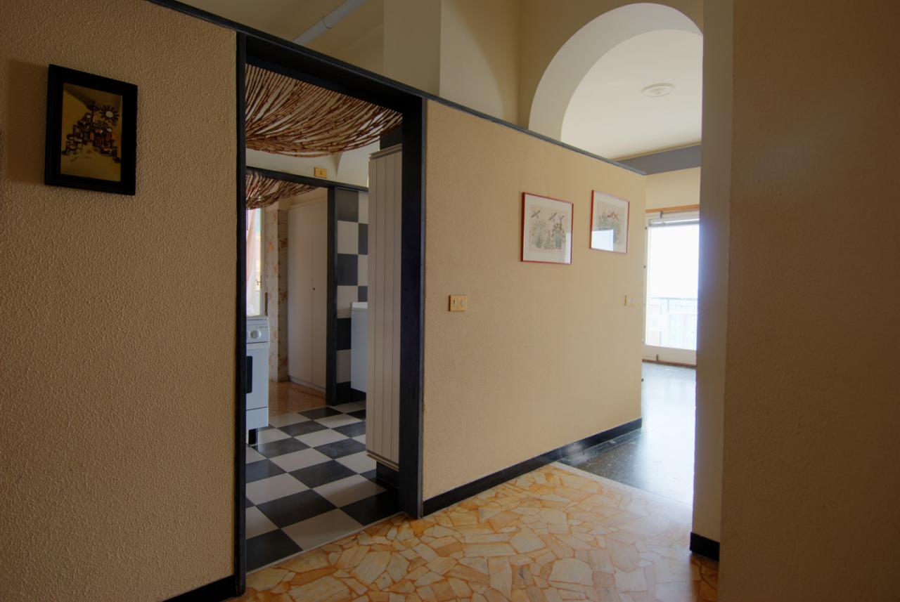 Appartamento in affitto a Varazze, 5 locali, prezzo € 4.900 | PortaleAgenzieImmobiliari.it