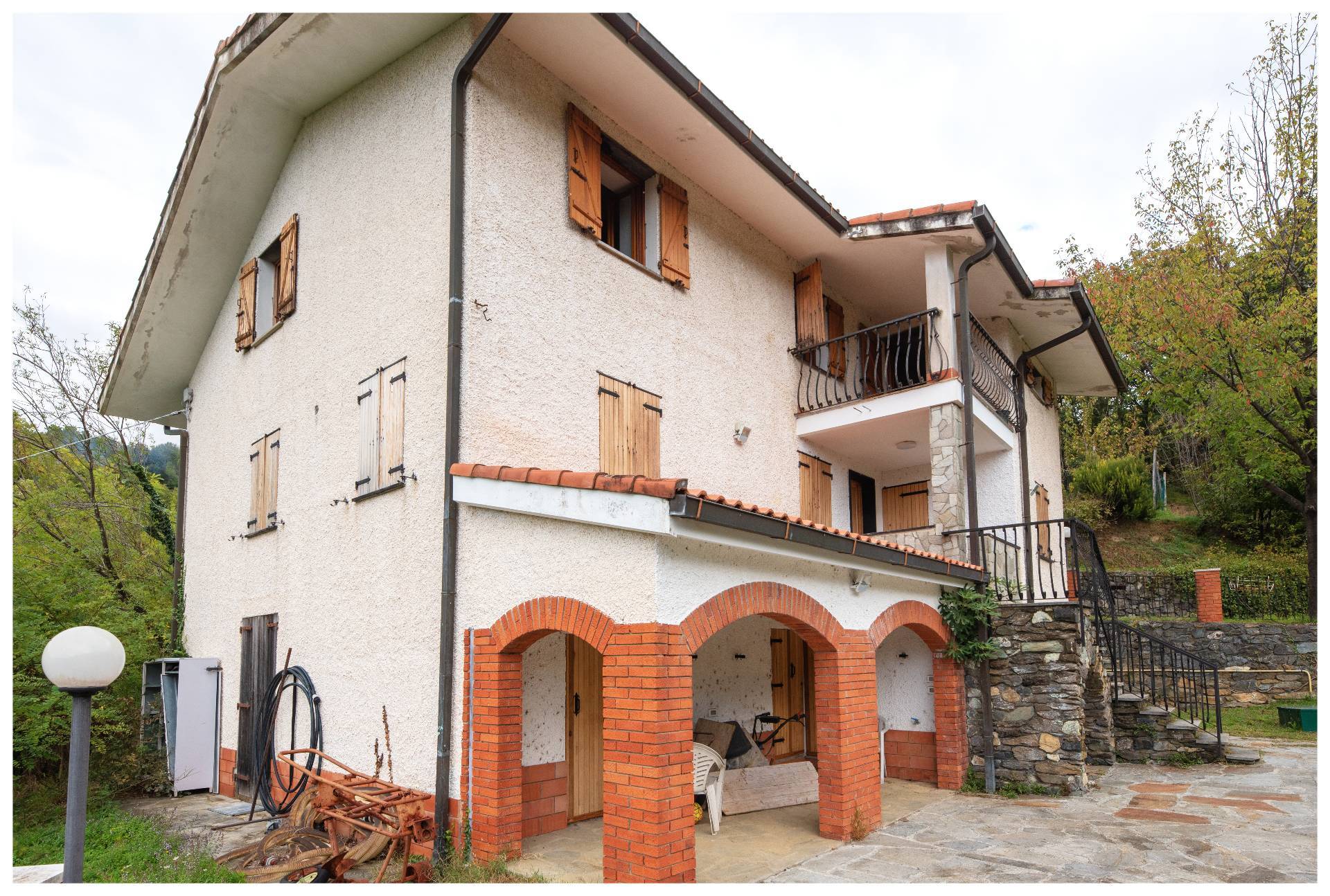 Appartamento in vendita a Varazze, 5 locali, zona nova, prezzo € 190.000 | PortaleAgenzieImmobiliari.it