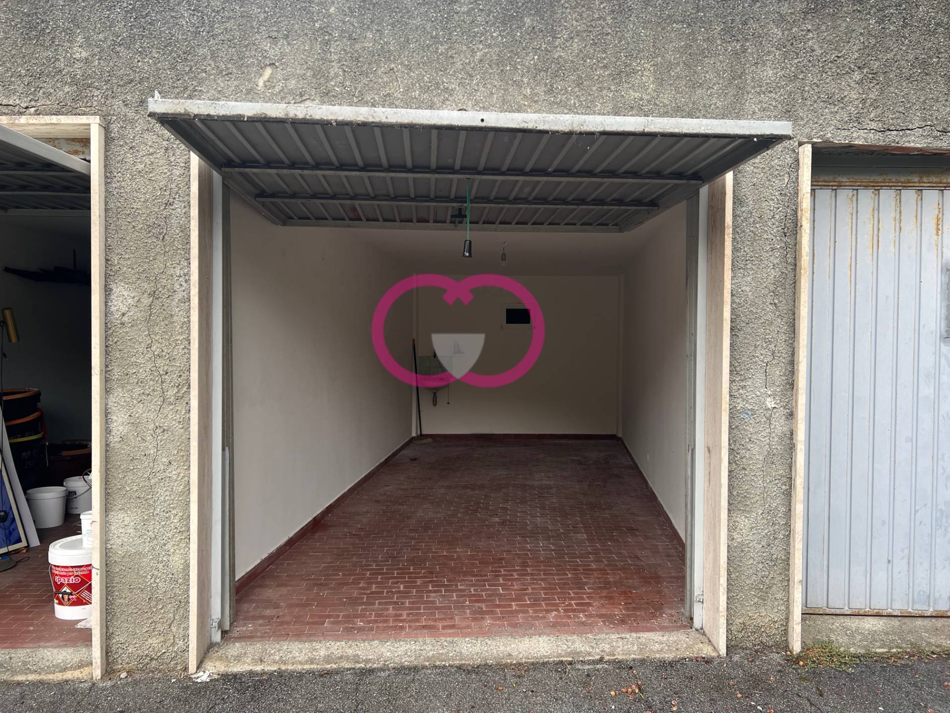 Box / Garage in Vendita a Varazze