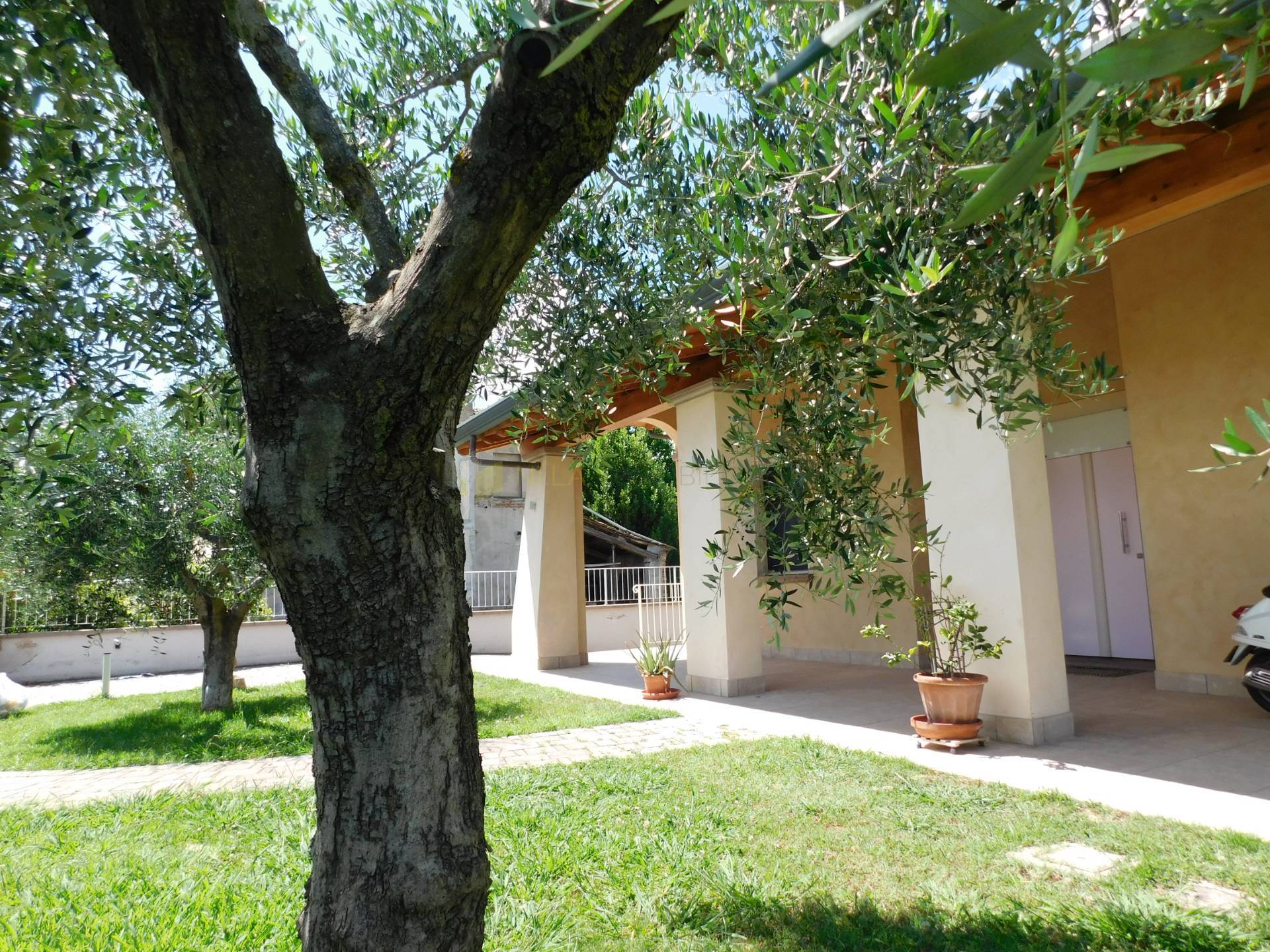 Villa in vendita a Santa Maria a Monte, 8 locali, zona Località: Montecalvoliinbasso, prezzo € 575.000 | PortaleAgenzieImmobiliari.it