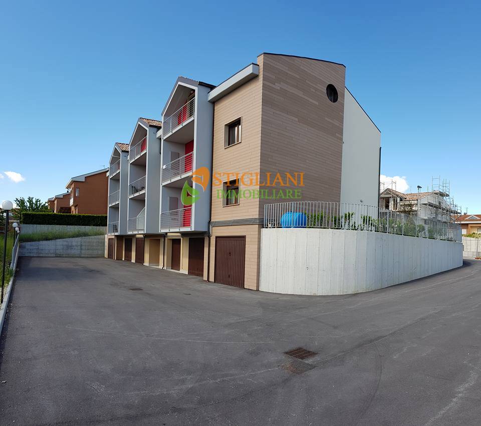 Appartamento in vendita a Ripalimosani, 4 locali, zona Località: LargoGiovanniPaoloII, Trattative riservate | PortaleAgenzieImmobiliari.it
