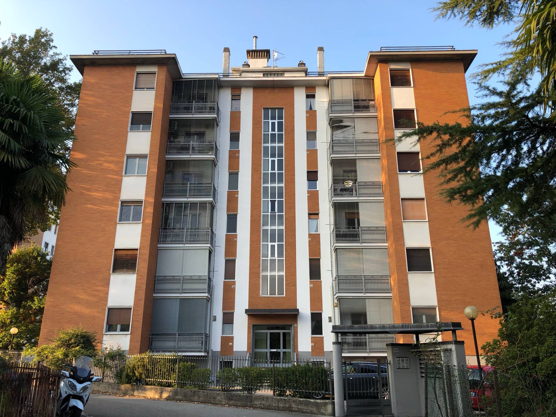 Appartamento in vendita a Travedona-Monate, 3 locali, prezzo € 59.000 | PortaleAgenzieImmobiliari.it