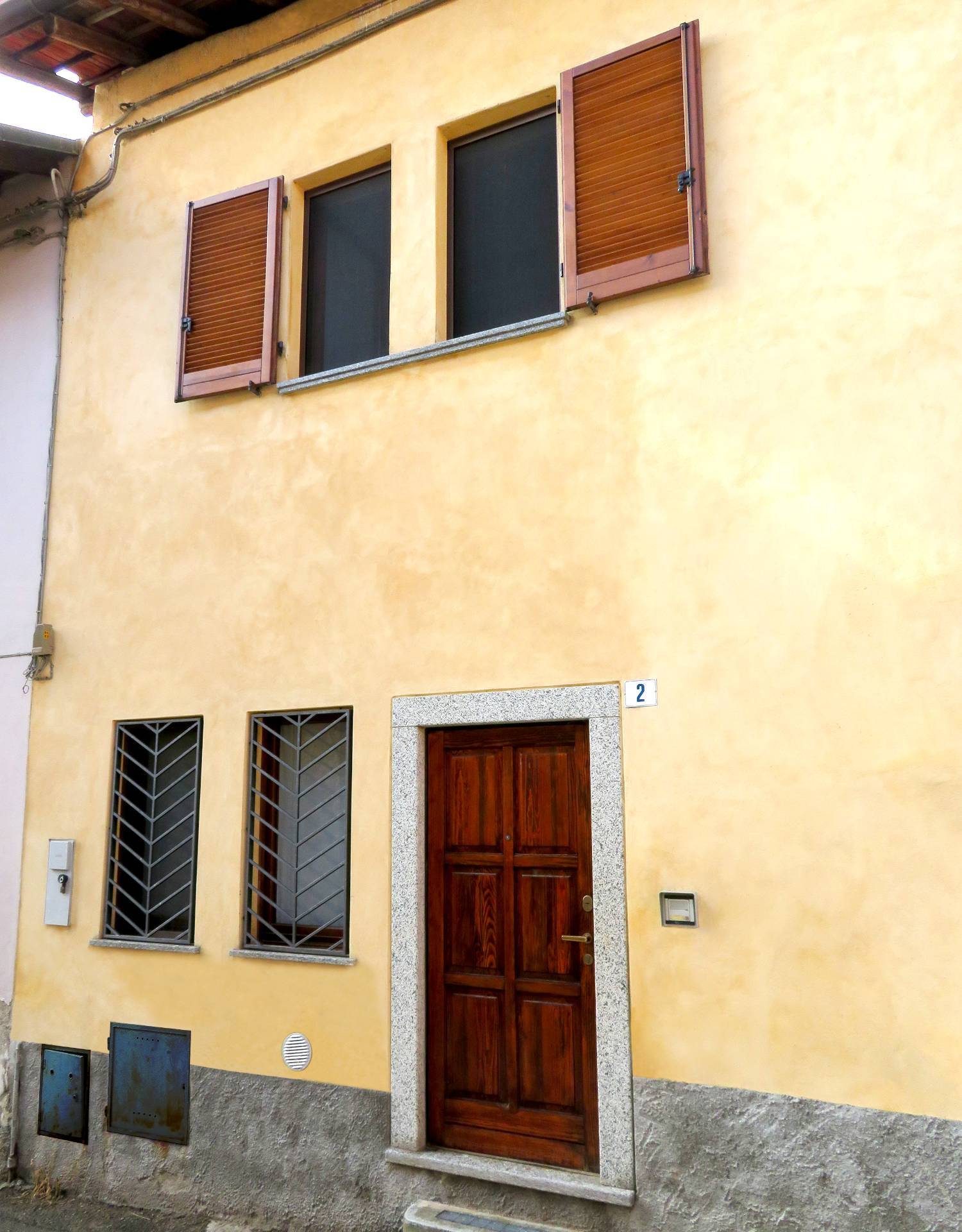 Appartamento in vendita a Solbiate Arno, 3 locali, zona e, prezzo € 105.000 | PortaleAgenzieImmobiliari.it