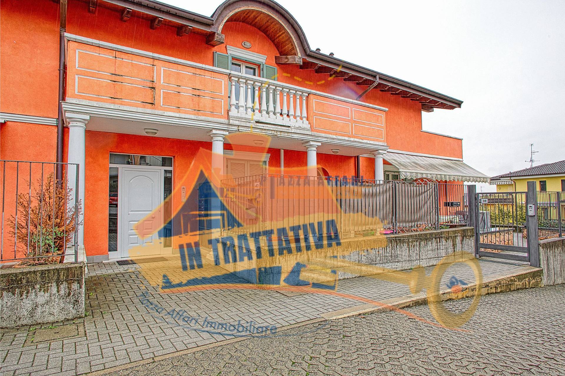 Appartamento in vendita a Caronno Varesino, 3 locali, prezzo € 165.000 | PortaleAgenzieImmobiliari.it
