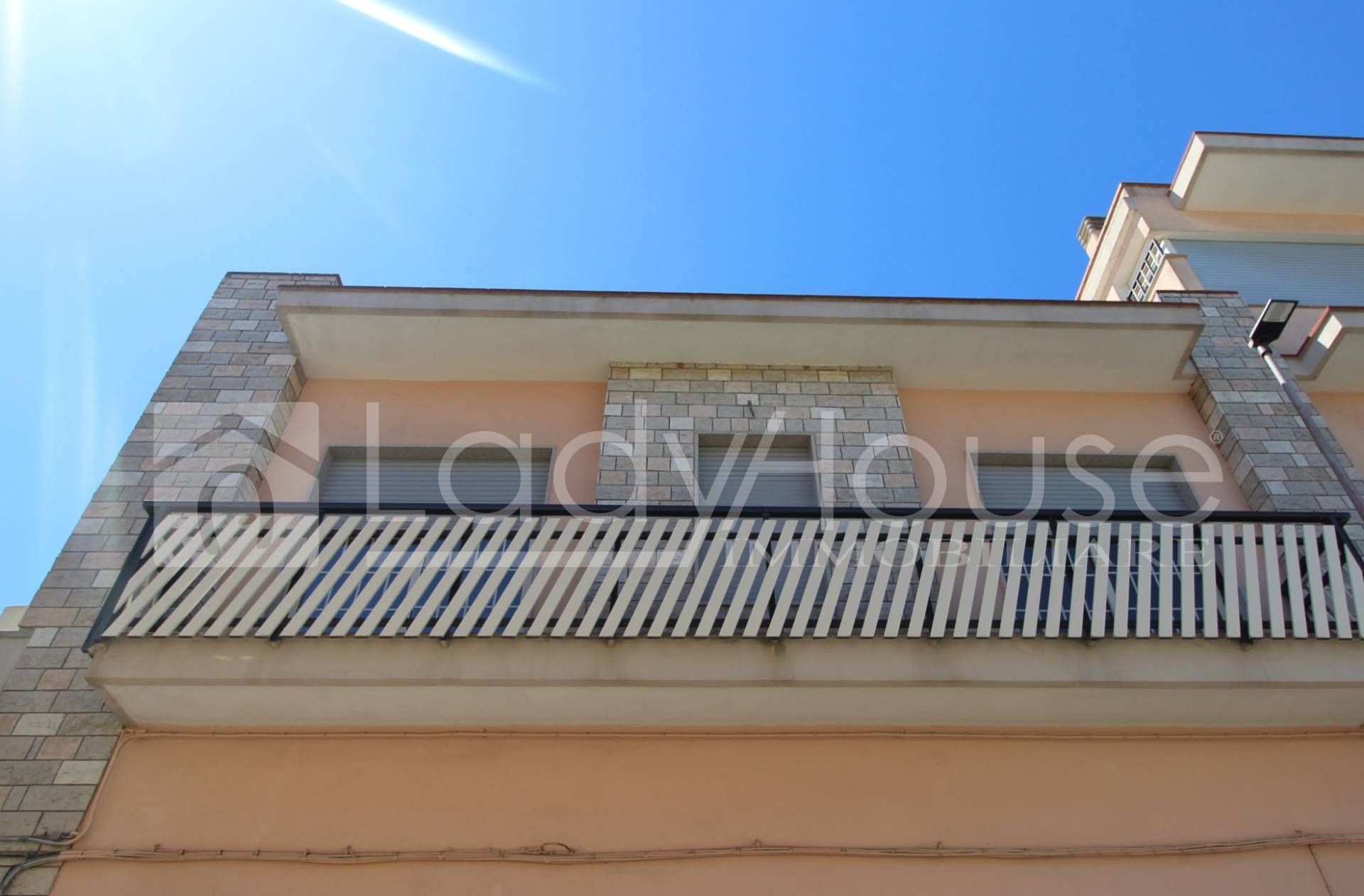 Appartamento in vendita a Tuglie, 5 locali, prezzo € 58.000 | PortaleAgenzieImmobiliari.it