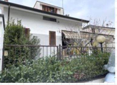 Villa a Schiera in vendita a Brugherio, 3 locali, prezzo € 209.250 | PortaleAgenzieImmobiliari.it