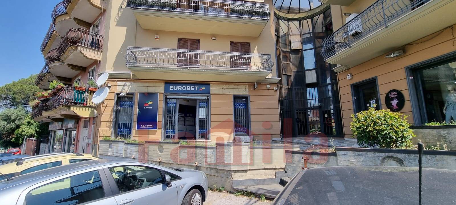 Negozio / Locale in vendita a Sirignano, 9999 locali, prezzo € 248.000 | CambioCasa.it