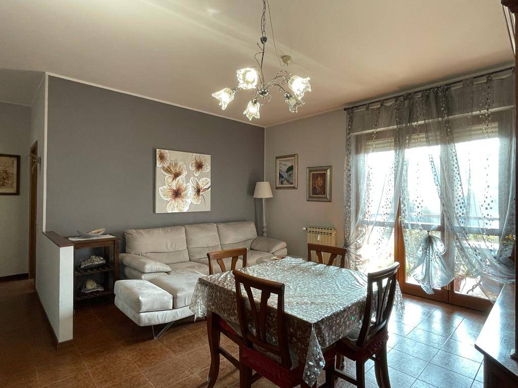 Appartamento in vendita a Villa di Serio, 4 locali, prezzo € 169.000 | PortaleAgenzieImmobiliari.it