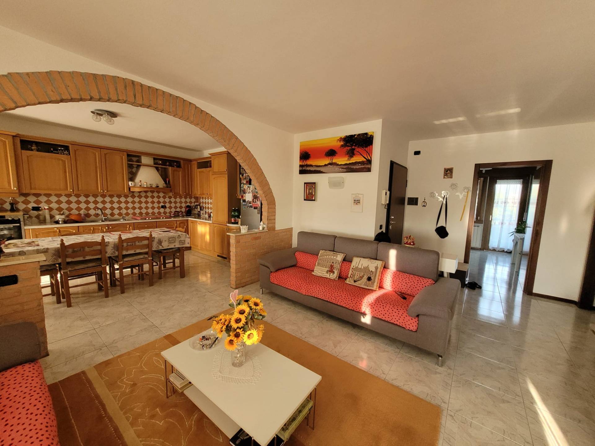 Appartamento in vendita a Brembate, 4 locali, prezzo € 200.000 | PortaleAgenzieImmobiliari.it