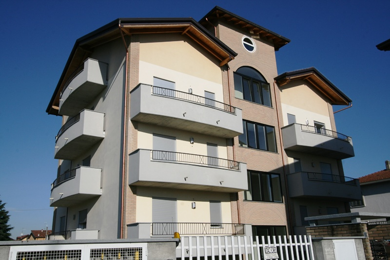 Appartamento in vendita a Cassano Magnago, 3 locali, prezzo € 155.000 | PortaleAgenzieImmobiliari.it