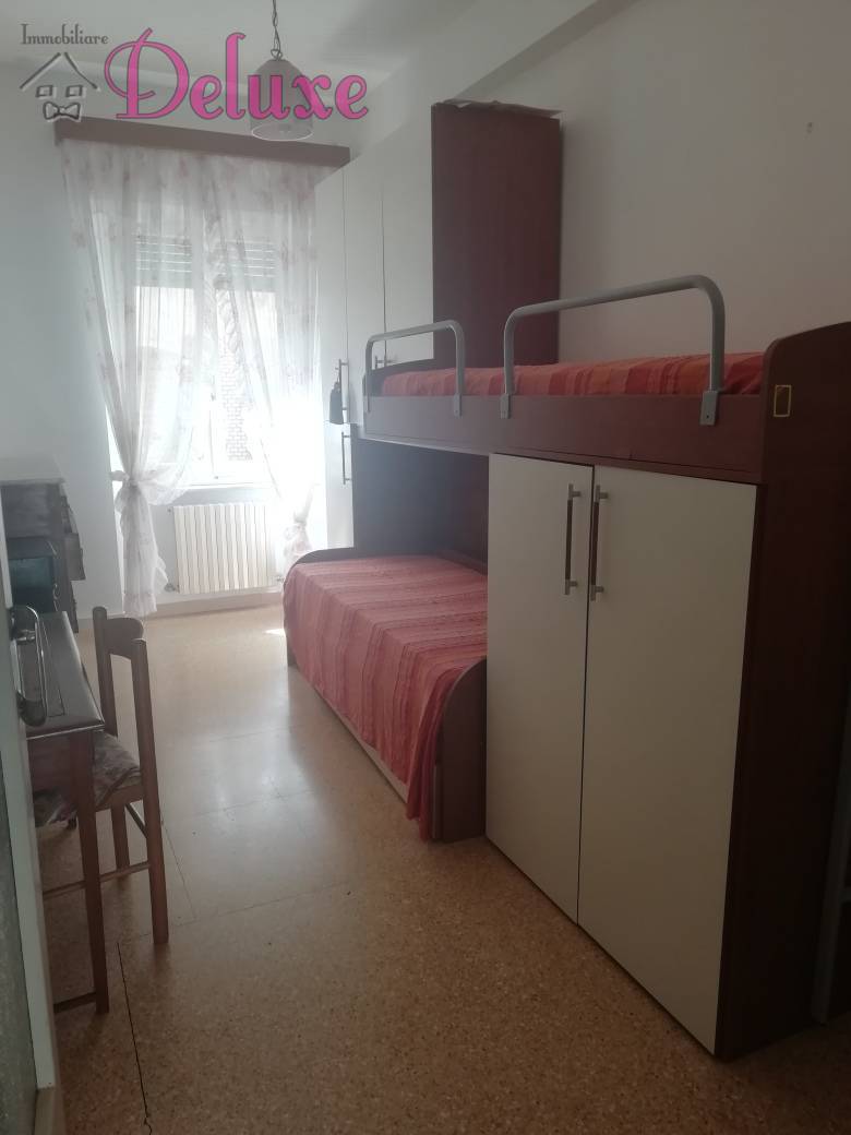 Appartamento in vendita a Macerata, 6 locali, zona centrale, prezzo € 160.000 | PortaleAgenzieImmobiliari.it
