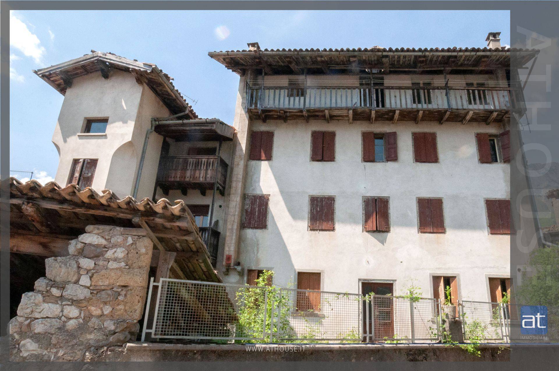 Rustico / Casale in vendita a Ampezzo, 10 locali, zona Zona: Oltris, prezzo € 63.000 | CambioCasa.it