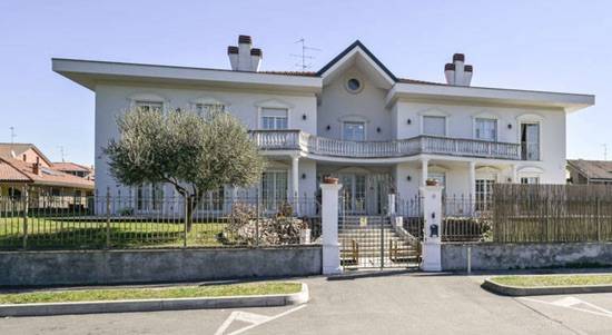 Villa in vendita a Lainate, 25 locali, prezzo € 1.800.000 | CambioCasa.it