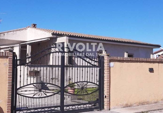 Villa in vendita a Ardea, 5 locali, prezzo € 141.000 | PortaleAgenzieImmobiliari.it